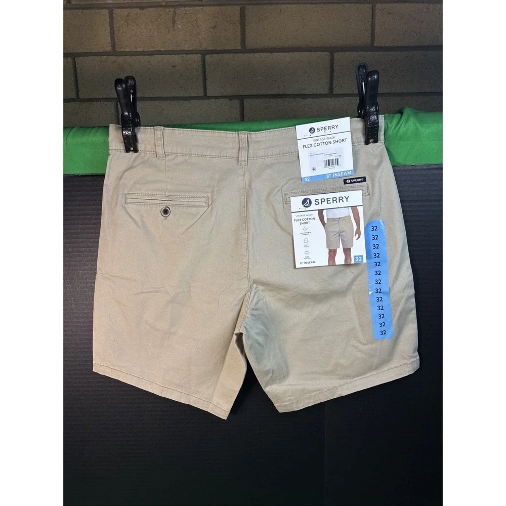 NWT Sperry Men's Flat-Front Shorts Size 32 Khaki